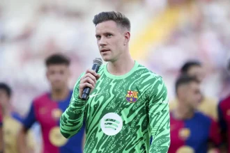 Ter Stegen Digs In: Barça Goalkeeper Fights to Stay