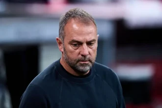 Hansi Flick Returns Early to Barcelona for 2025 Pre‑Season